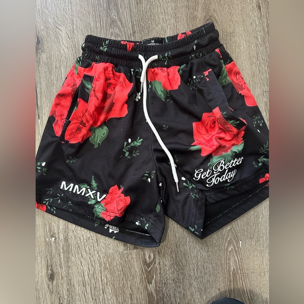 Floral Athletic Shorts - Picture 3 of 7